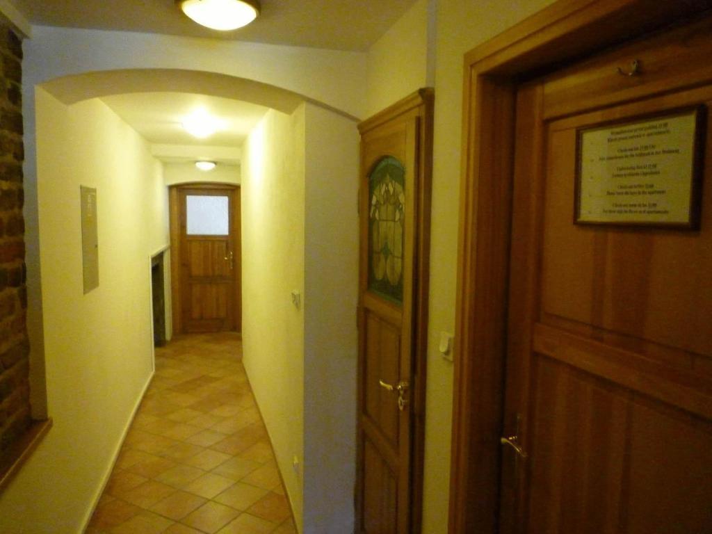 Academus Pub & Guest House Breslavia Camera foto